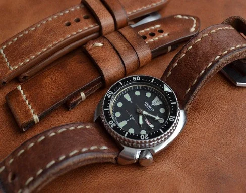 leather-watch-store-in-pakistan